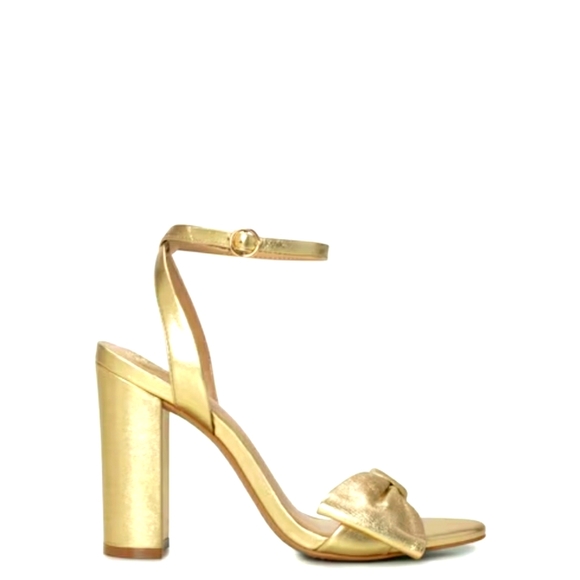 Vincen Camuto Beautiful Woman Sandal Shoe. 8M - Picture 3 of 16